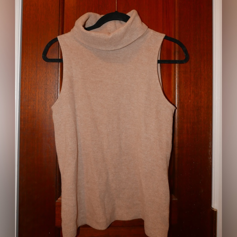 Aritzia mock neck top